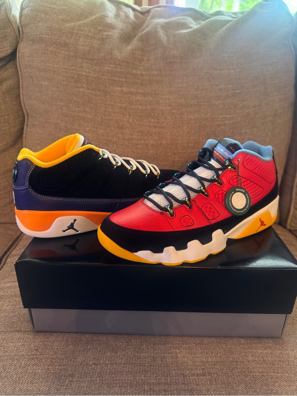Jordan 9 Retro Low What The Kilroy sneakers - Picture 2 of 8